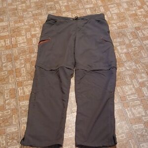 Mountian Hard Wear Mens Pants-shorts Size 34x32 Dark Gray